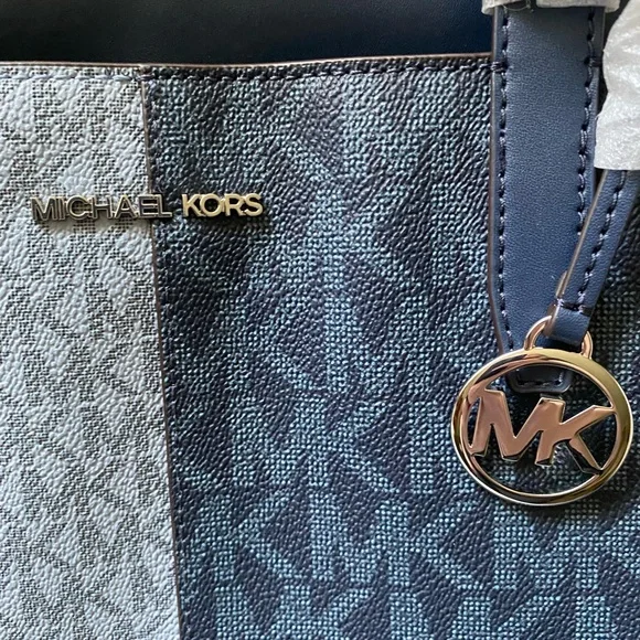 Michael Kors Blue and Gray Women's Tote $448 Retail NWT - Picture 4 of 6